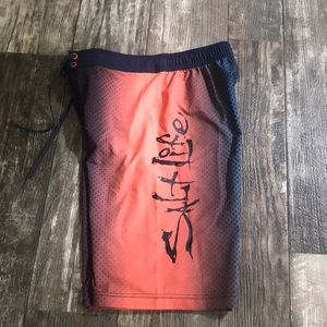 SOLD-Boy’s Salt Life Aqua shorts Youth Large